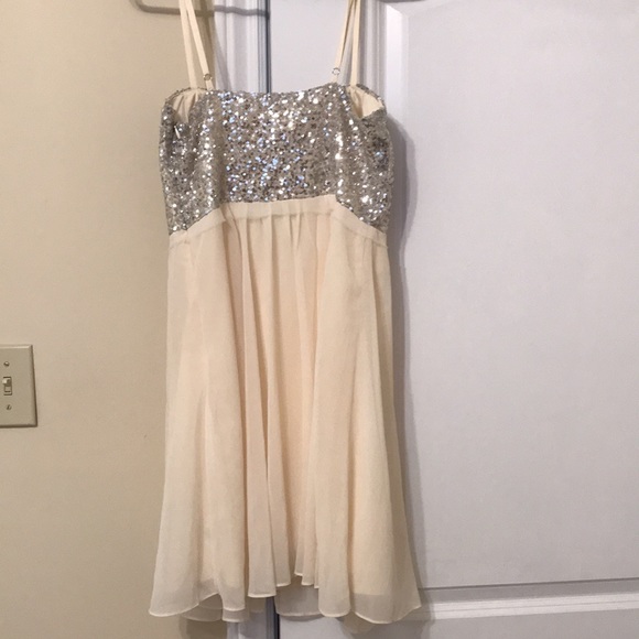 Dress with bead like bodice and chiffon skirt. NWT - Picture 2 of 5